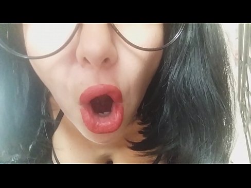 ❤️ Querida, sua madrasta não vai deixar você ir à escola hoje... Eu preciso muito de você... ️ Porno vídeo em porno pt-br.porn-mz-com.ru ❤