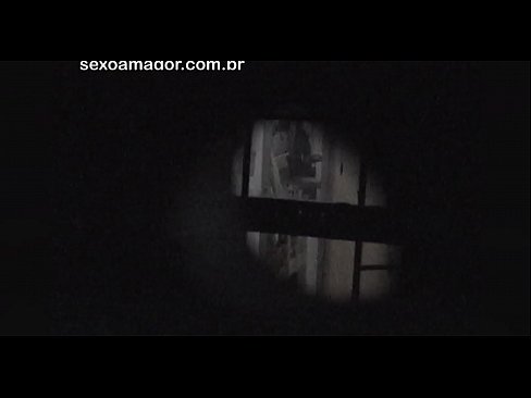 ❤️ Lourinho é secretamente filmado por um voyeur de bairro escondido atrás de tijolos ocos ️ Porno vídeo em porno pt-br.porn-mz-com.ru ❤